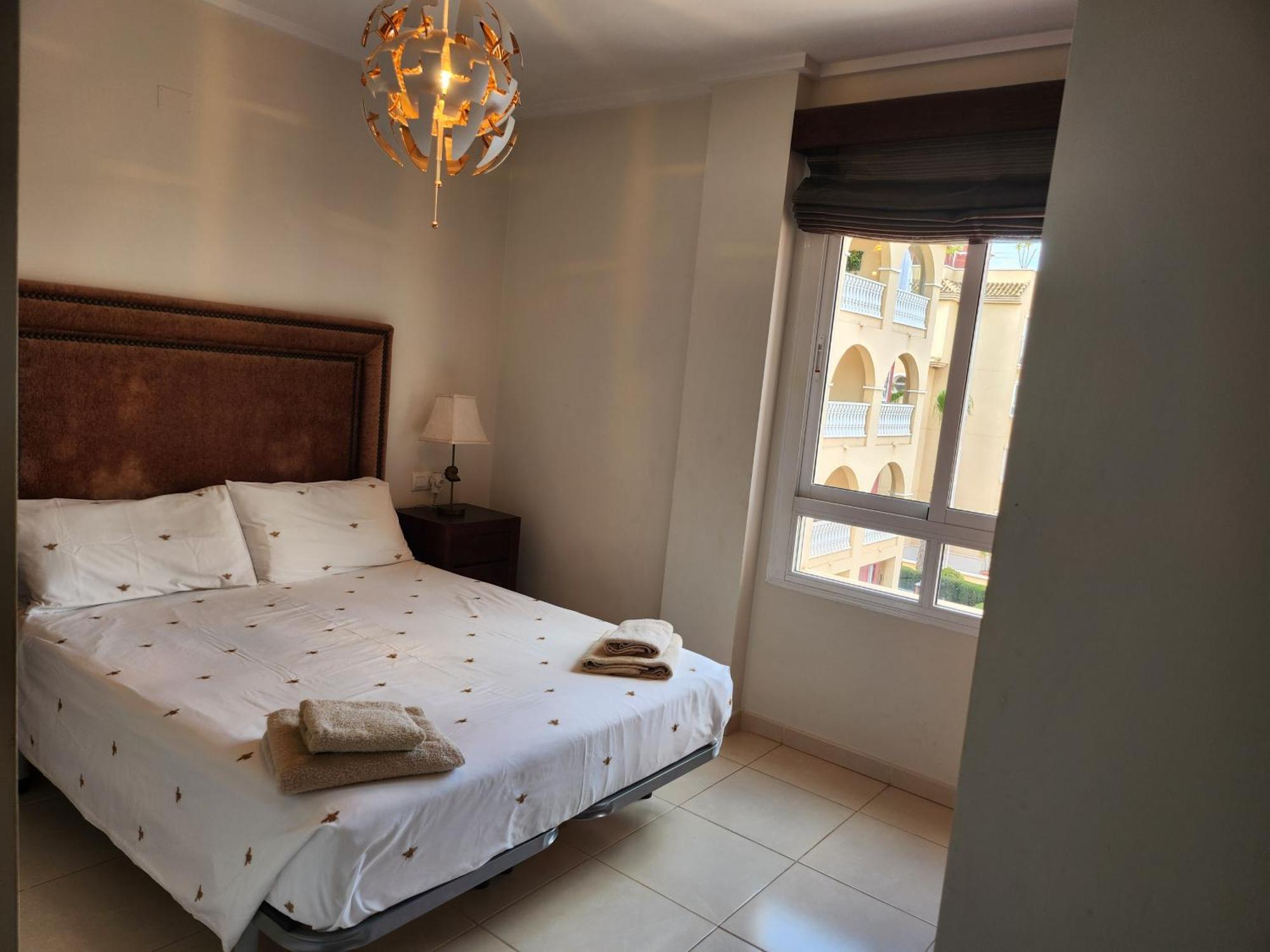 Spacious 3 Bedroom 2 Bathroom Apartment - Puerto Marina Complex Los Alcazares Exterior photo